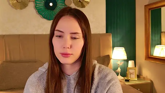 Arielle Vade online show from April 18, 5:43 am