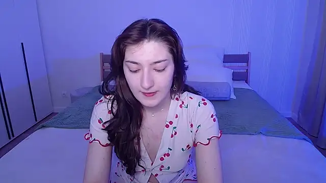 RosieGloom online show from April 15, 12:49 am