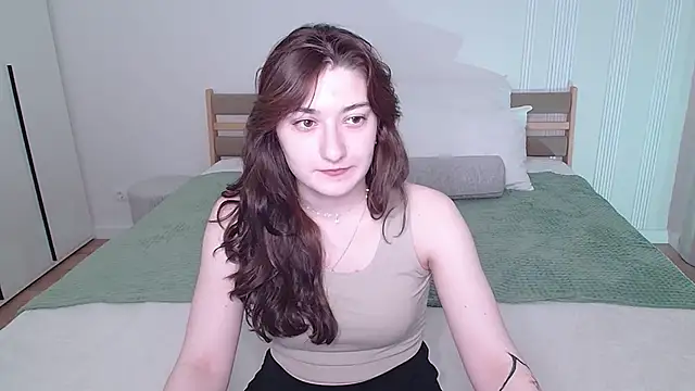 RosieGloom online show from March 30, 6:53 pm