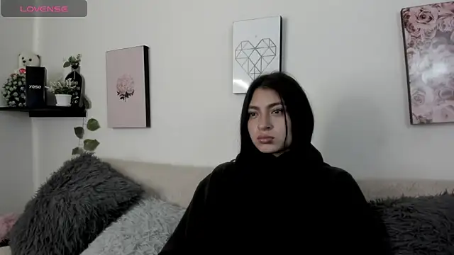 Snapshot of Alexaalove_1 chatting on February 27, 12:05 pm Alexaalove 1 online show from February 27, 12:05 pm