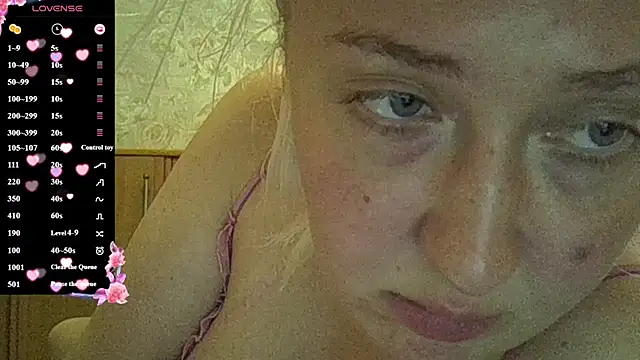 Snapshot of CurvyWild_Lady30 chatting on July 19, 4:59 pm CurvyWild Lady30 online show from July 19, 4:59 pm