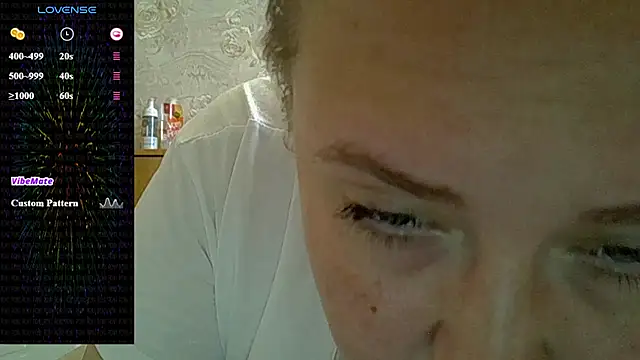 Snapshot of CurvyWild_Lady30 chatting on July 10, 11:21 am CurvyWild Lady30 online show from July 10, 11:21 am
