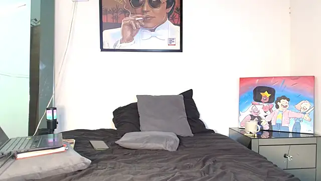 Snapshot of Xanderstone00 chatting on February 21, 6:37 am Xanderstone00 online show from February 21, 6:37 am