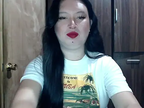 Snapshot of Dahliacum chatting on July 11, 7:08 am Dahliacum online show from July 11, 7:08 am
