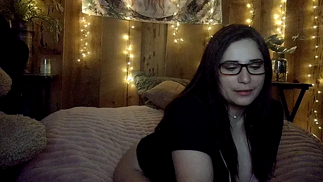 VelvetBrunetteXo online show from March 27, 2:42 am