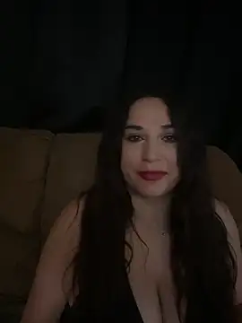 Snapshot of VelvetBrunetteXo chatting on June 9, 2:23 am VelvetBrunetteXo online show from June 9, 2:23 am