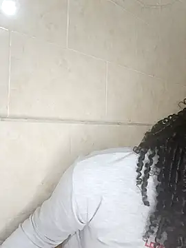 BrianaSweetxxx online show from February 25, 2:23 am