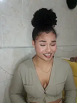 BrianaSweetxxx online show from March 22, 3:21 am