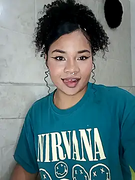 BrianaSweetxxx online show from April 13, 1:42 am