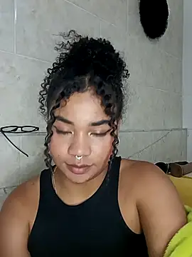 BrianaSweetxxx online show from April 11, 7:56 am