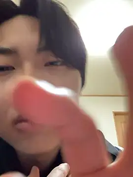 hibi0875 online show from March 12, 9:46 am