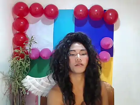 Snapshot of shopiaxox1 chatting on February 10, 3:05 am shopiaxox1 online show from February 10, 3:05 am