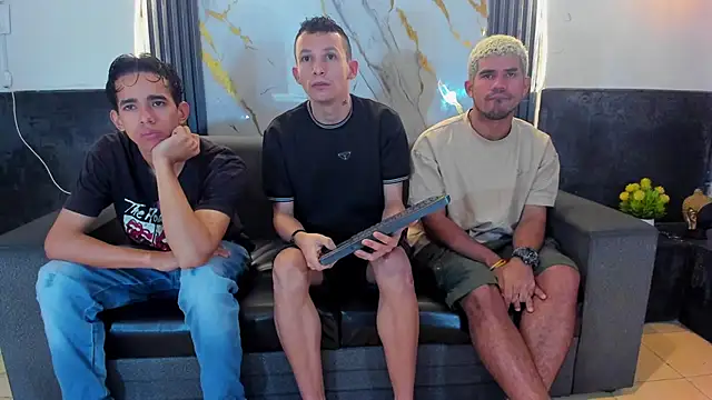 Isaak 26 online show from March 6, 12:22 pm