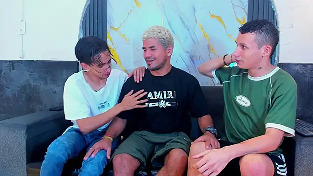 Isaak 26 online show from March 5, 12:13 pm