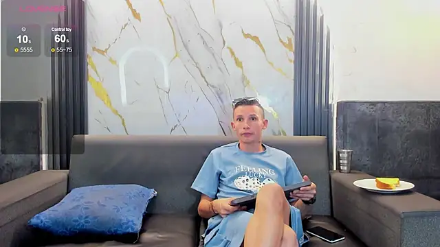 Isaak 26 online show from March 26, 2:43 am