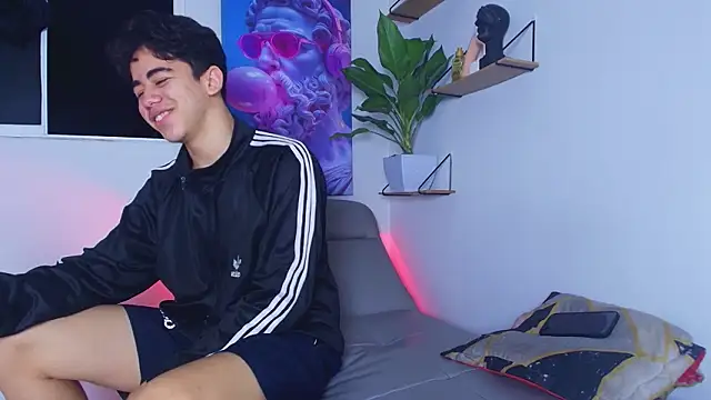 Gael moon  online show from February 26, 2:44 am