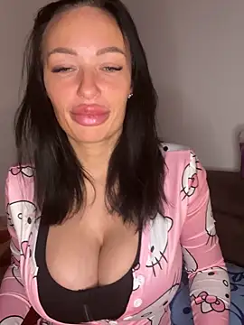 SaraHotDiamond xoxo online show from April 3, 7:20 pm