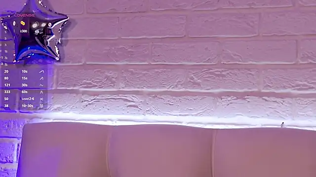 roxy morrison x online show from May 29, 3:45 am