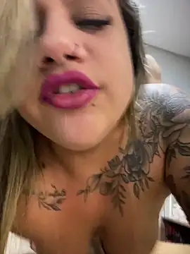 kahreal online show from May 20, 1:46 am