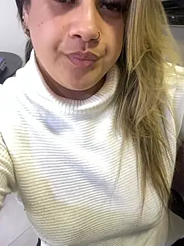 kahreal online show from May 21, 3:42 pm
