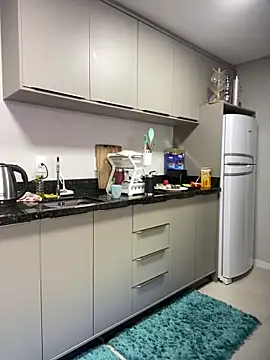 kahreal online show from April 3, 1:06 pm