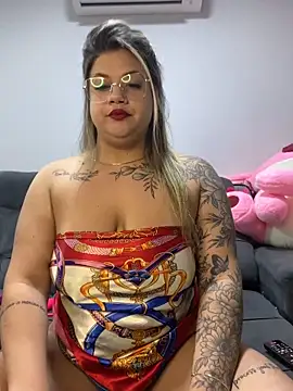 kahreal online show from March 3, 11:34 pm