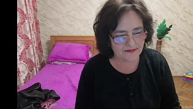 xMaryxAnne online show from April 23, 5:47 pm