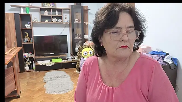 xMaryxAnne online show from March 8, 5:38 pm