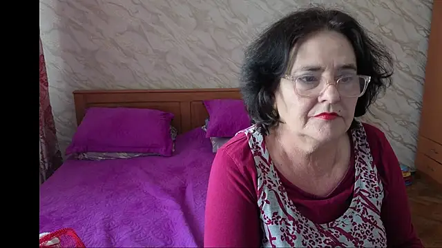 xMaryxAnne online show from April 22, 7:48 am