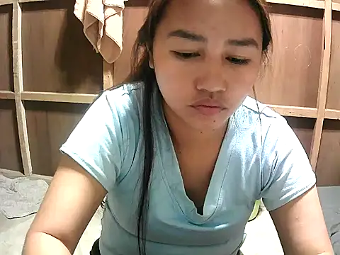 Cloudette 17 online show from February 20, 9:33 am