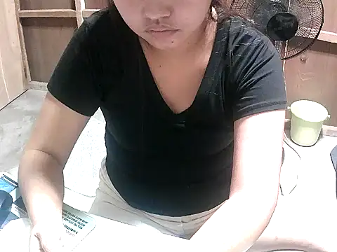 Cloudette 17 online show from February 22, 8:28 am