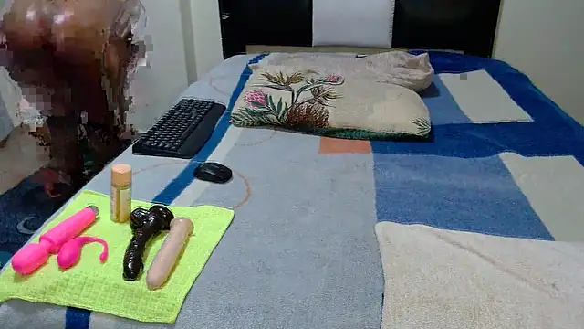 VeronaDimexx online show from March 15, 7:32 pm