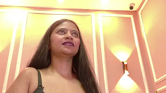 SuzyFox  online show from March 4, 8:49 pm