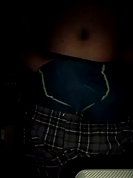 Snapshot of Penegromediano93 chatting on February 14, 6:35 am Penegromediano93 online show from February 14, 6:35 am