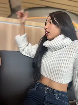 jadelaurent online show from March 26, 7:34 pm