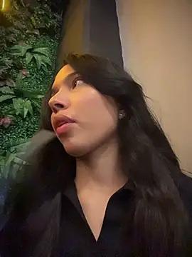 jadelaurent online show from July 5, 10:27 pm