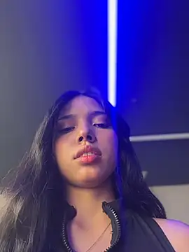 jadelaurent online show from March 27, 8:54 pm