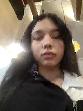 jadelaurent online show from February 28, 8:30 pm