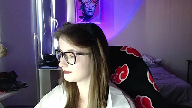 Snapshot of LunaXcherry chatting on May 26, 5:44 pm LunaXcherry online show from May 26, 5:44 pm