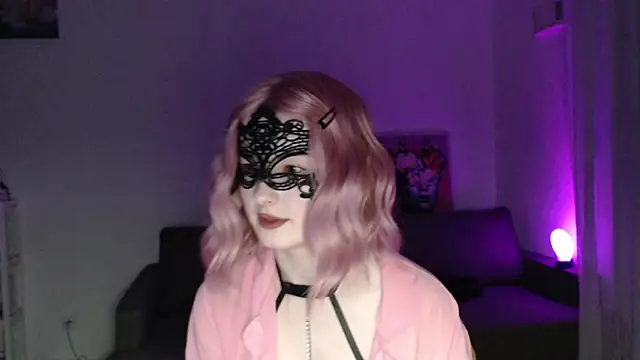 LunaXcherry online show from February 26, 5:13 pm