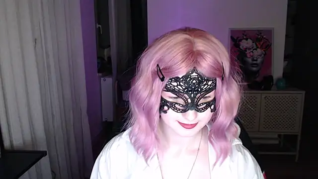 LunaXcherry online show from February 23, 8:31 pm