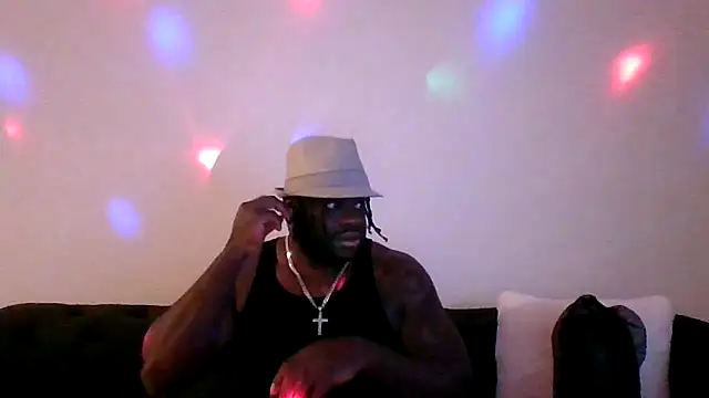 darkstallion7 online show from March 3, 4:41 am