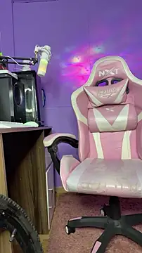 Snapshot of Ebanhot chatting on February 20, 3:36 am Ebanhot online show from February 20, 3:36 am