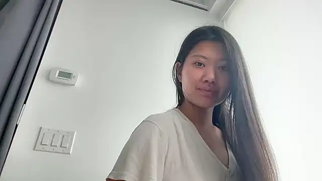 Joycelovely online show from May 13, 5:53 pm