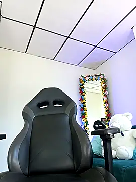 Queen Elektra online show from March 16, 9:06 pm