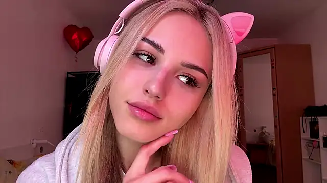 Evva mayy online show from February 26, 11:54 am