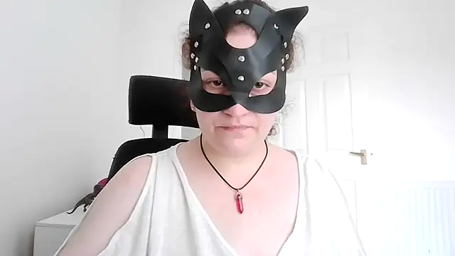 BBWMomma online show from April 15, 6:45 pm