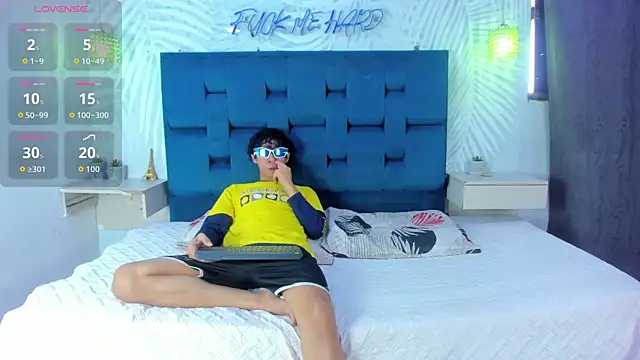 Adventurous Boys online show from February 26, 6:08 pm