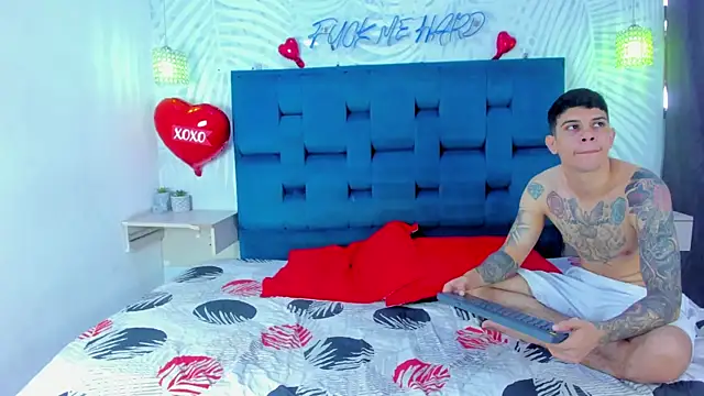 Adventurous Boys online show from February 14, 6:19 pm