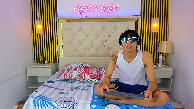 Adventurous Boys online show from March 14, 6:03 pm